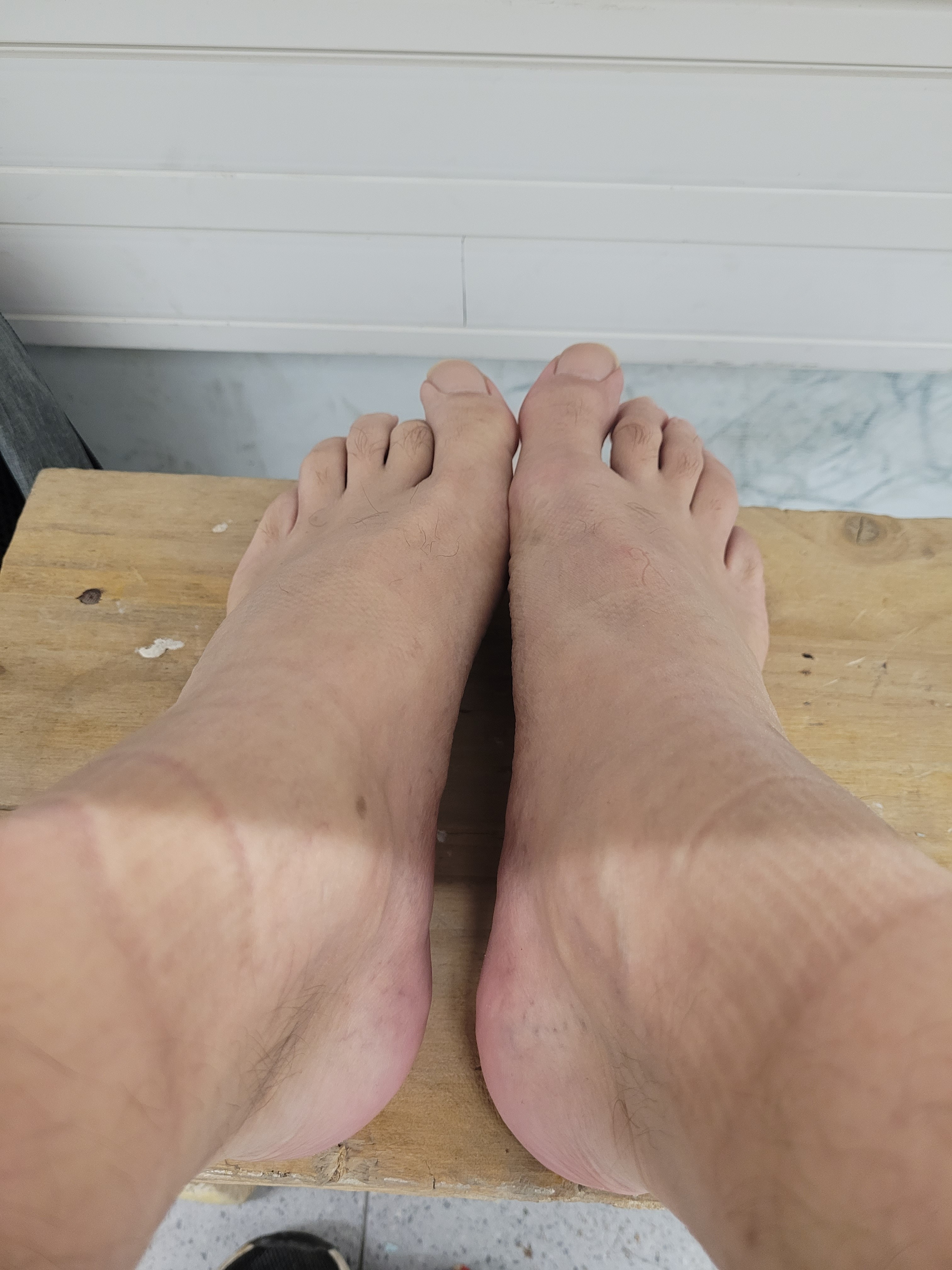 NICE FEET banner image