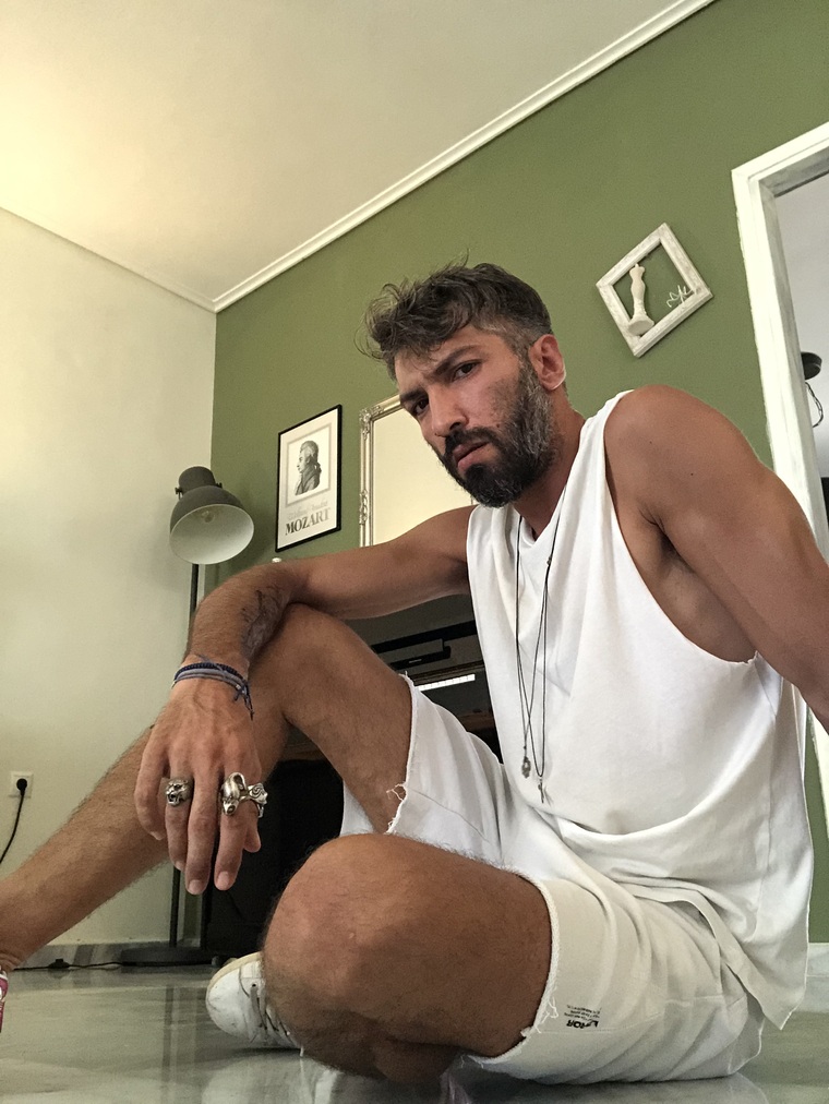 nikos gkarmpos cover image