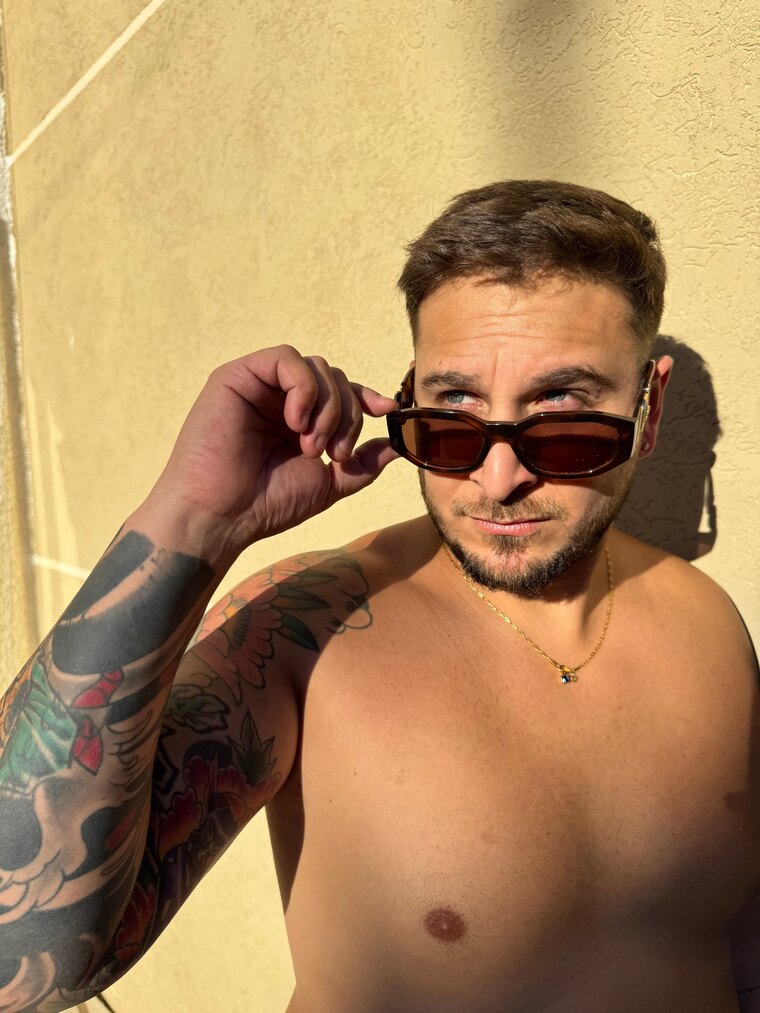 Nick Luxury banner image