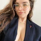 Nicole avatar