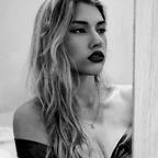 Nicole Loustan avatar