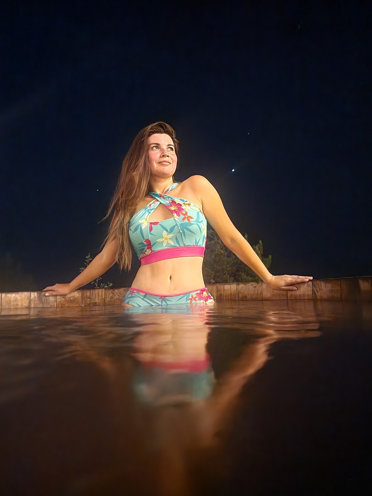 Nicole M Briones banner image