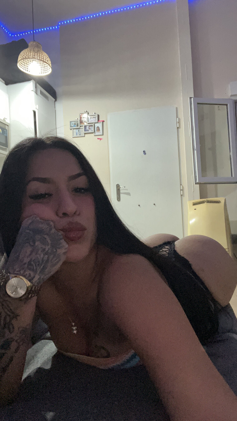 Nicolee cover image