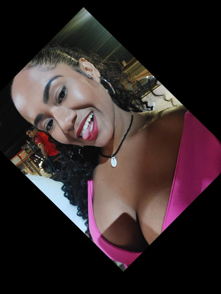 Nicole Pimenta banner image