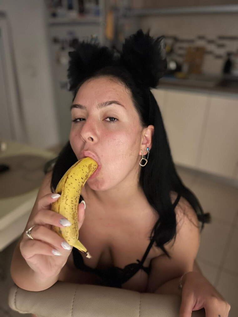 Gabirellaa  𝕱𝖗𝖊𝖊 🍯🔥 cover image