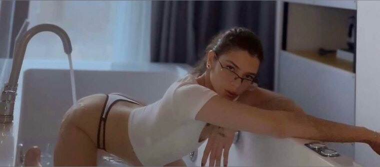 Nicol Jaramillo banner image