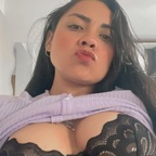 Nicolle avatar