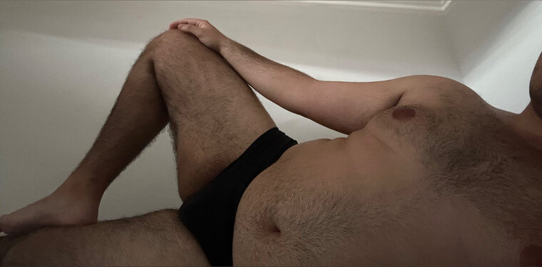 Nik 🐻 cover image