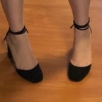 Nikki Kitty Lee avatar