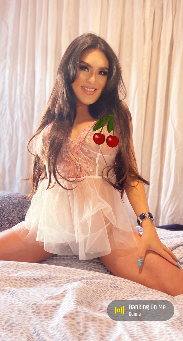 Nikkibigboobs cover image