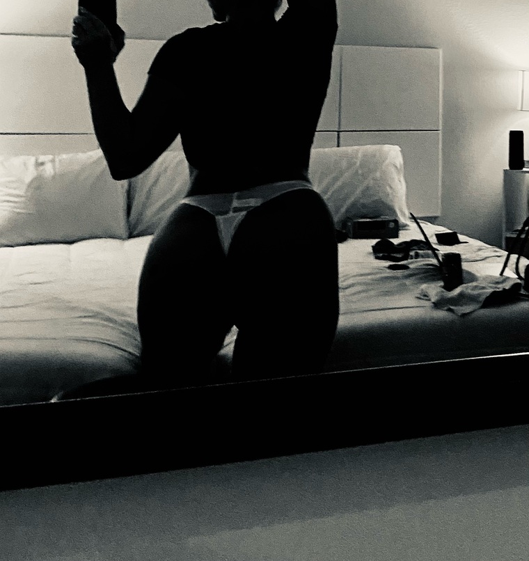 Nikki Joy banner image