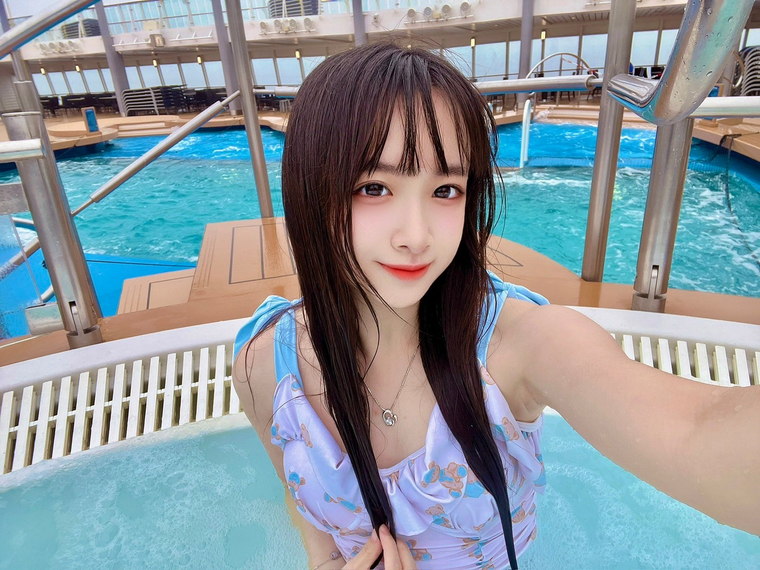 nina 🌸 banner image