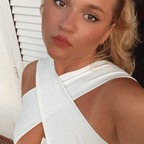 Nina avatar