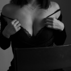 Nina Maud avatar
