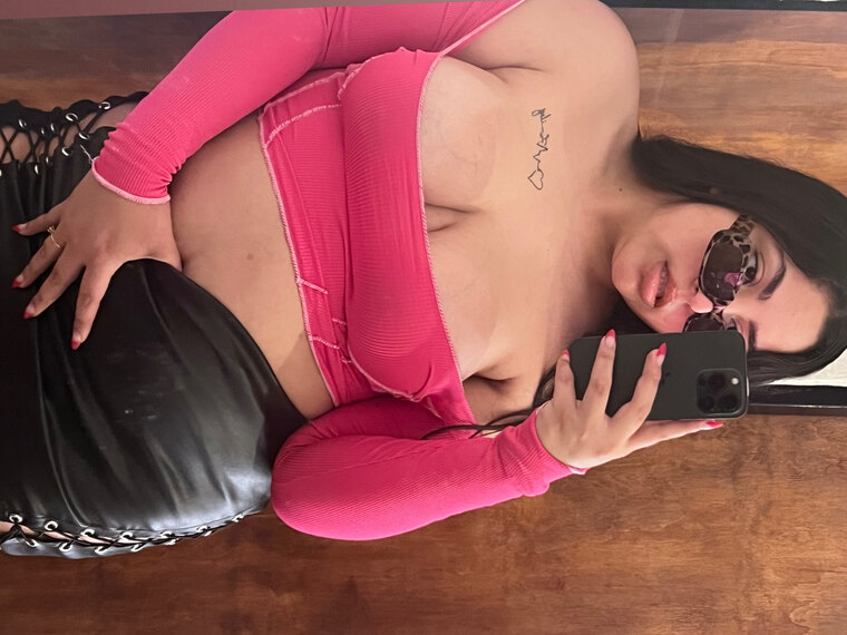 NINNA🥵 banner image