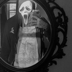 Nocturnal Artisty avatar