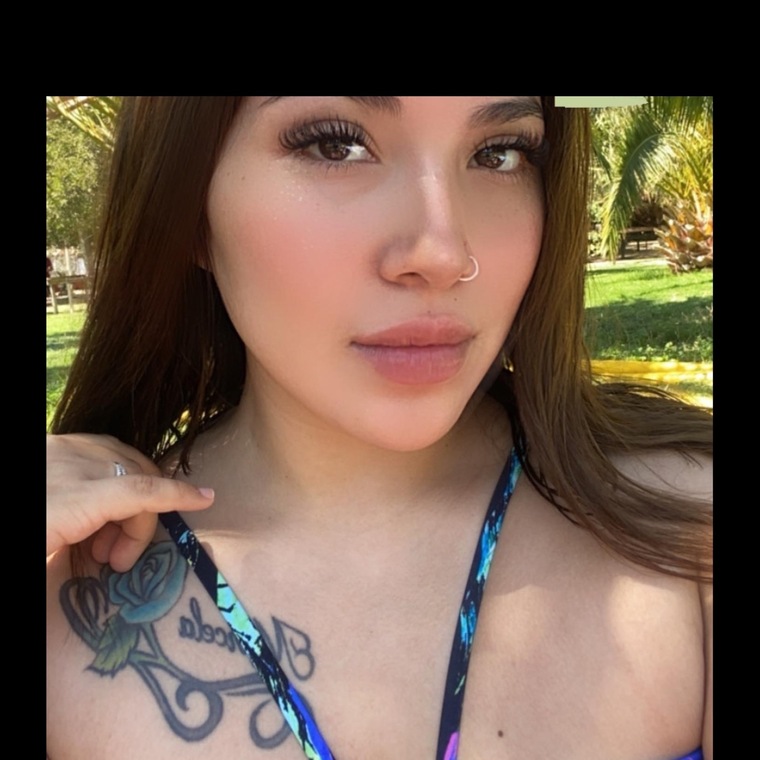 Daniela Bustamante banner image