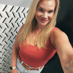Nora Banks avatar