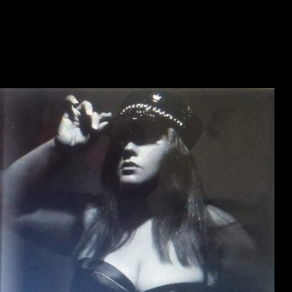 Angie Ruiz banner image