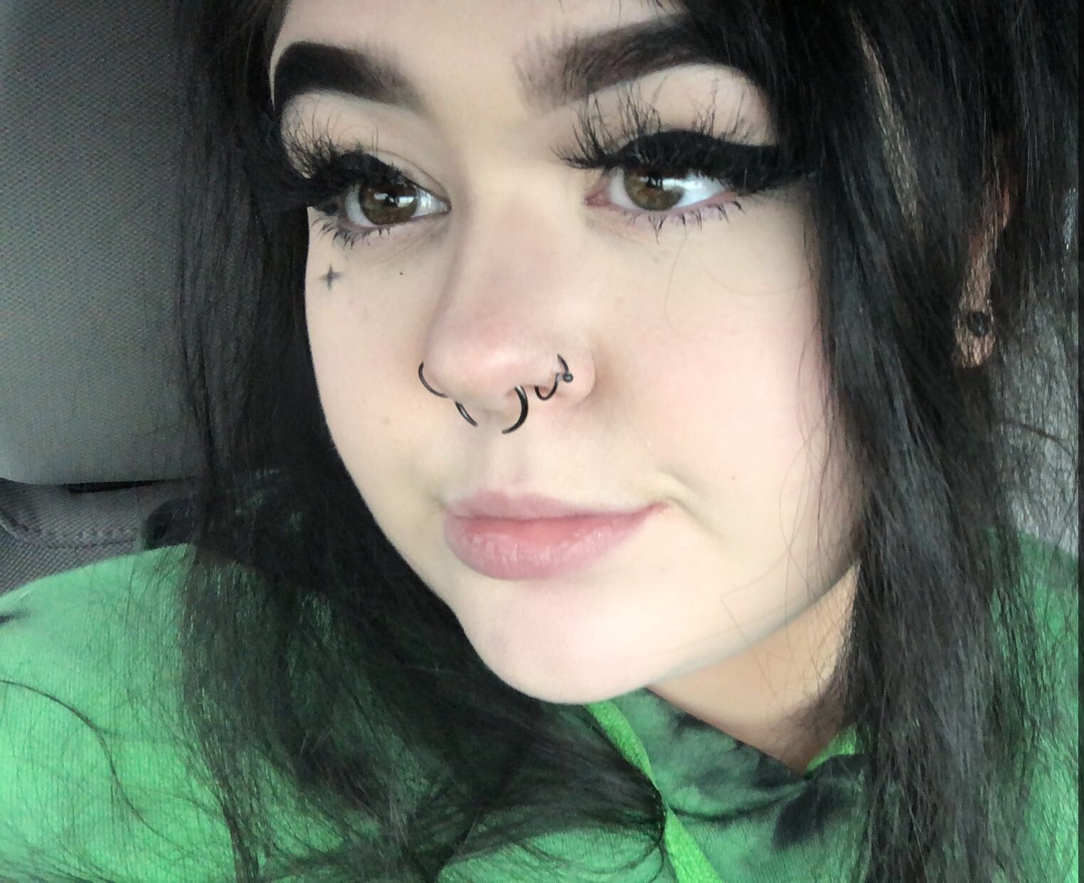 𝔠𝔥𝔩𝔬𝔢 avatar