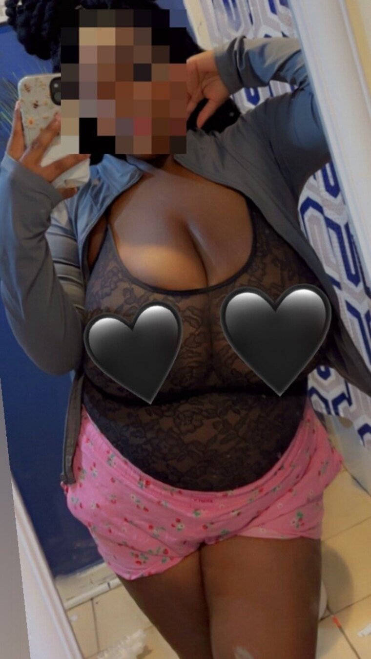 Rack Attack💋 cover image