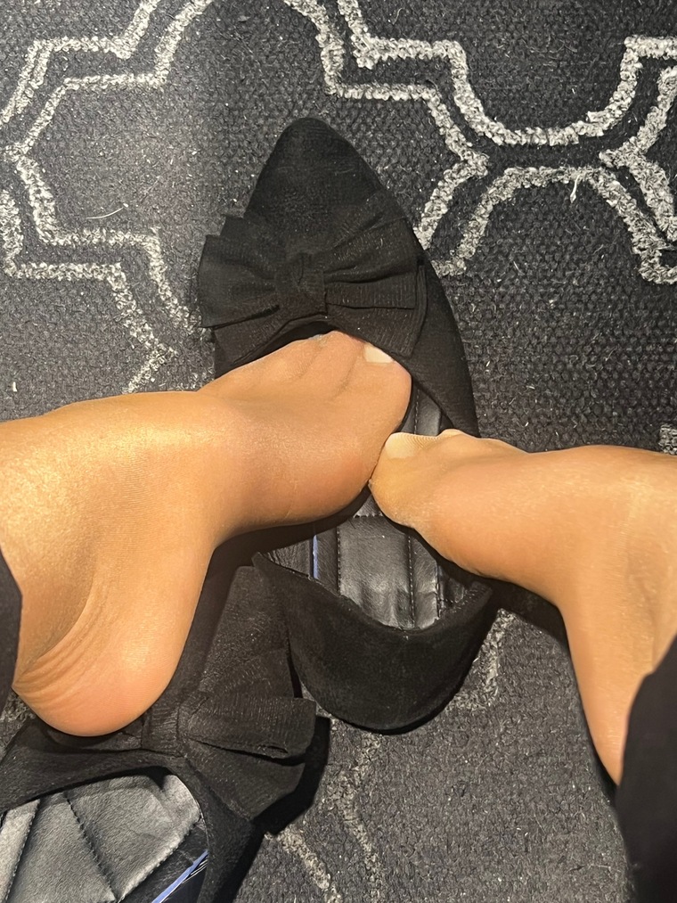 oliviasfeet banner image