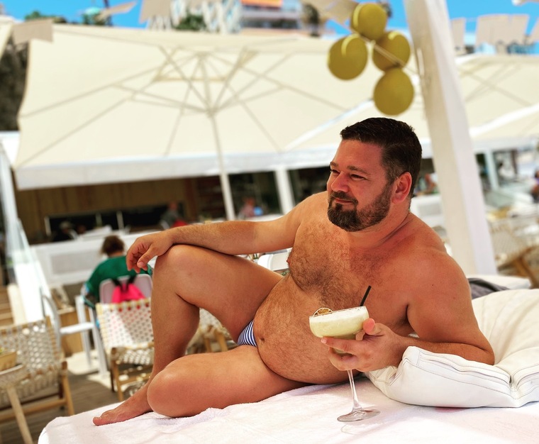 OnebearXXX cover image