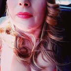 Curvy Sandy avatar