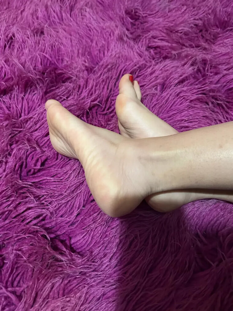 Efi-feetlovers cover image