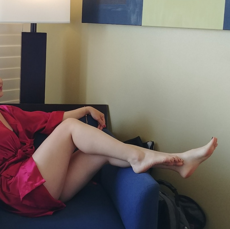 OnlyFeet 🦶❤️ banner image