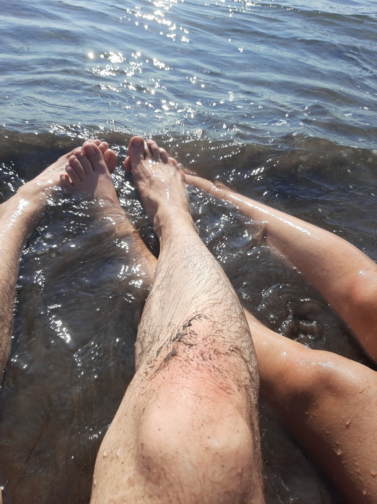 FeetWishes cover image