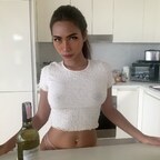 Mia avatar