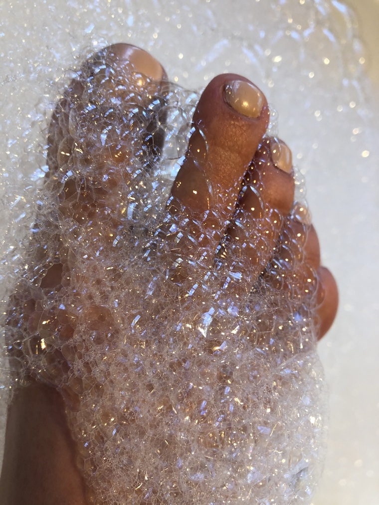 Toes R Us cover image