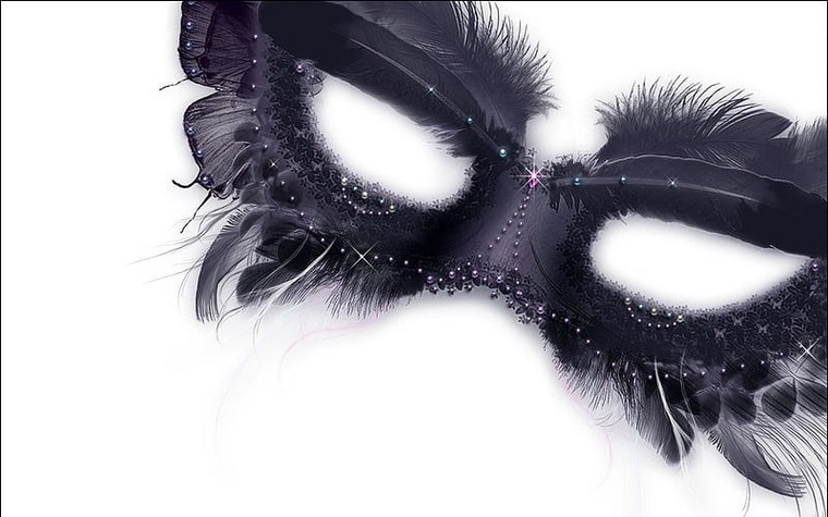 Masked babe 💋 cover image