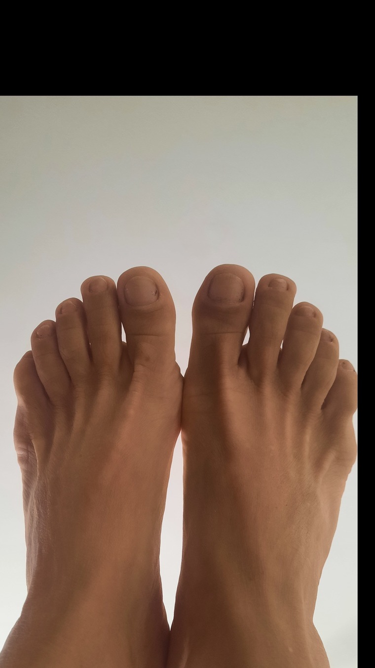 Ooohhh Those Toes banner image
