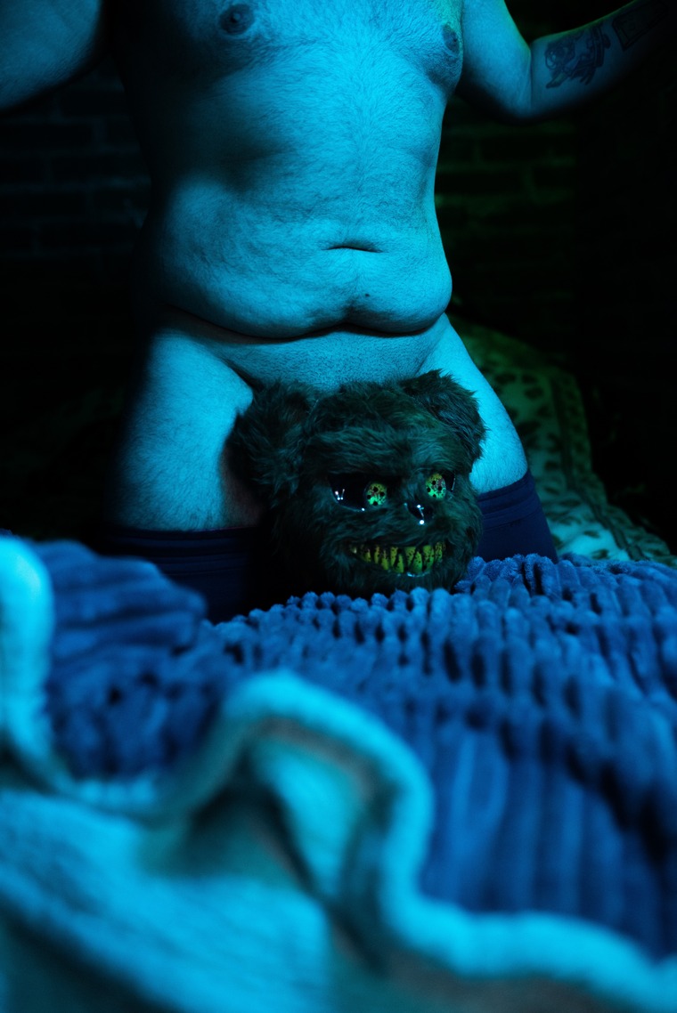 oso 666 cover image