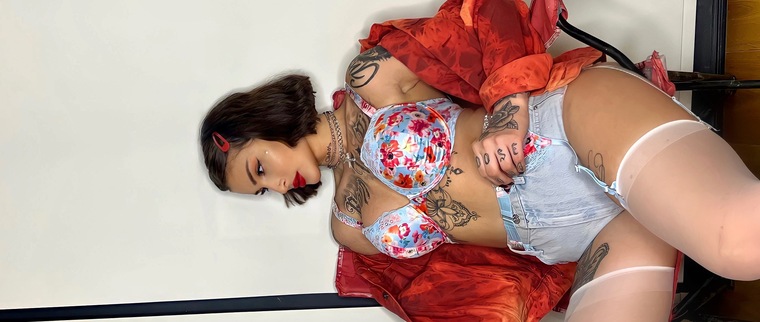 Damla Özden banner image