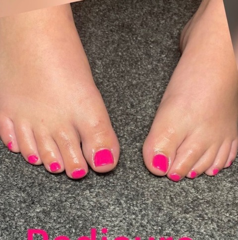 Petitefeetxx cover image