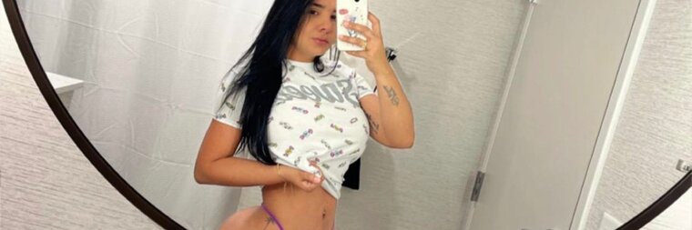 Paola camargo banner image