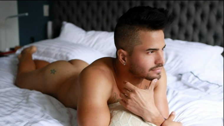 Papi Javi cover image
