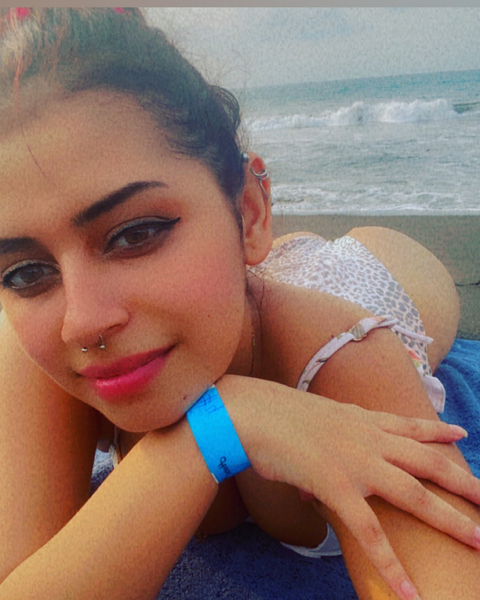 Paulinaa Rubio cover image
