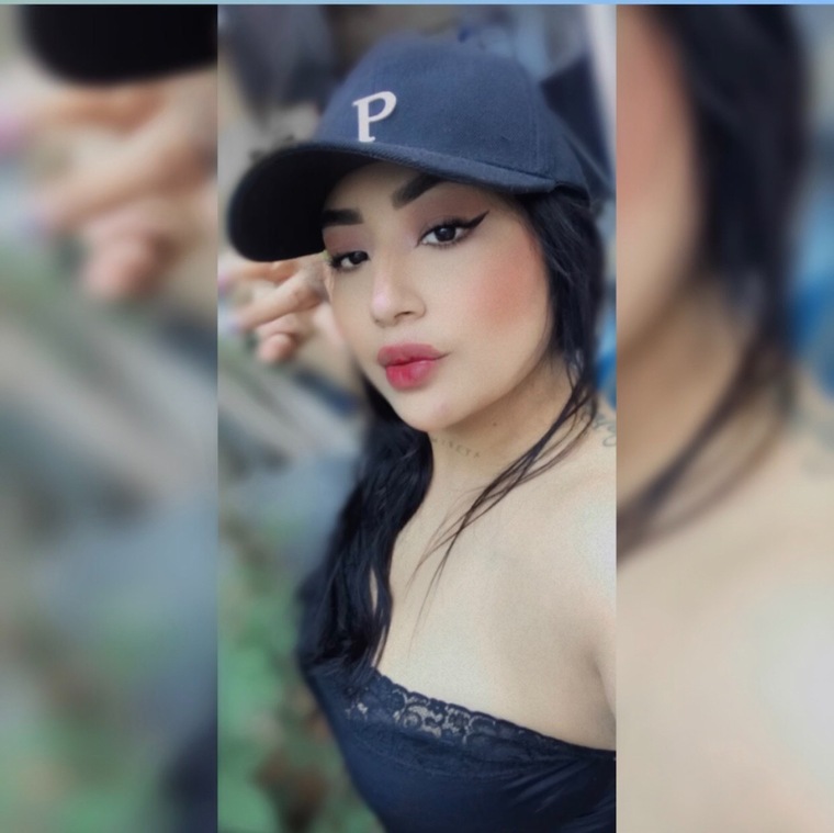 Brunette banner image