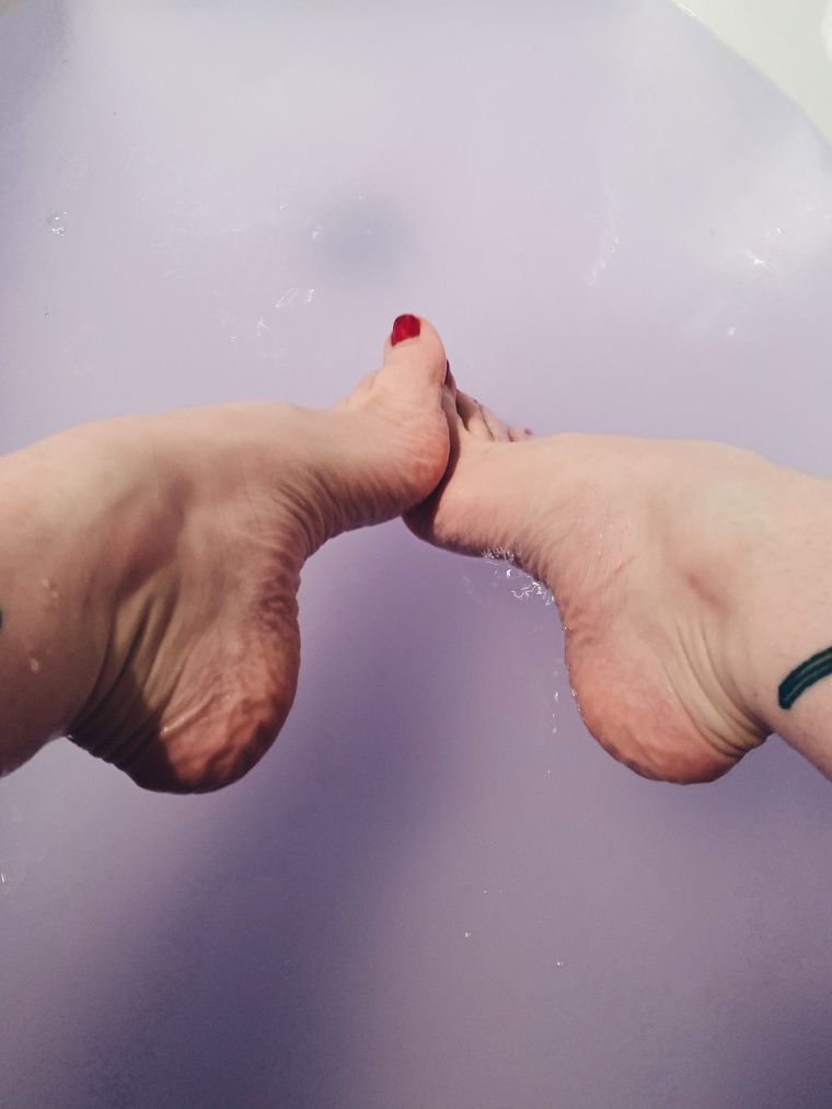 Peachy Creams banner image