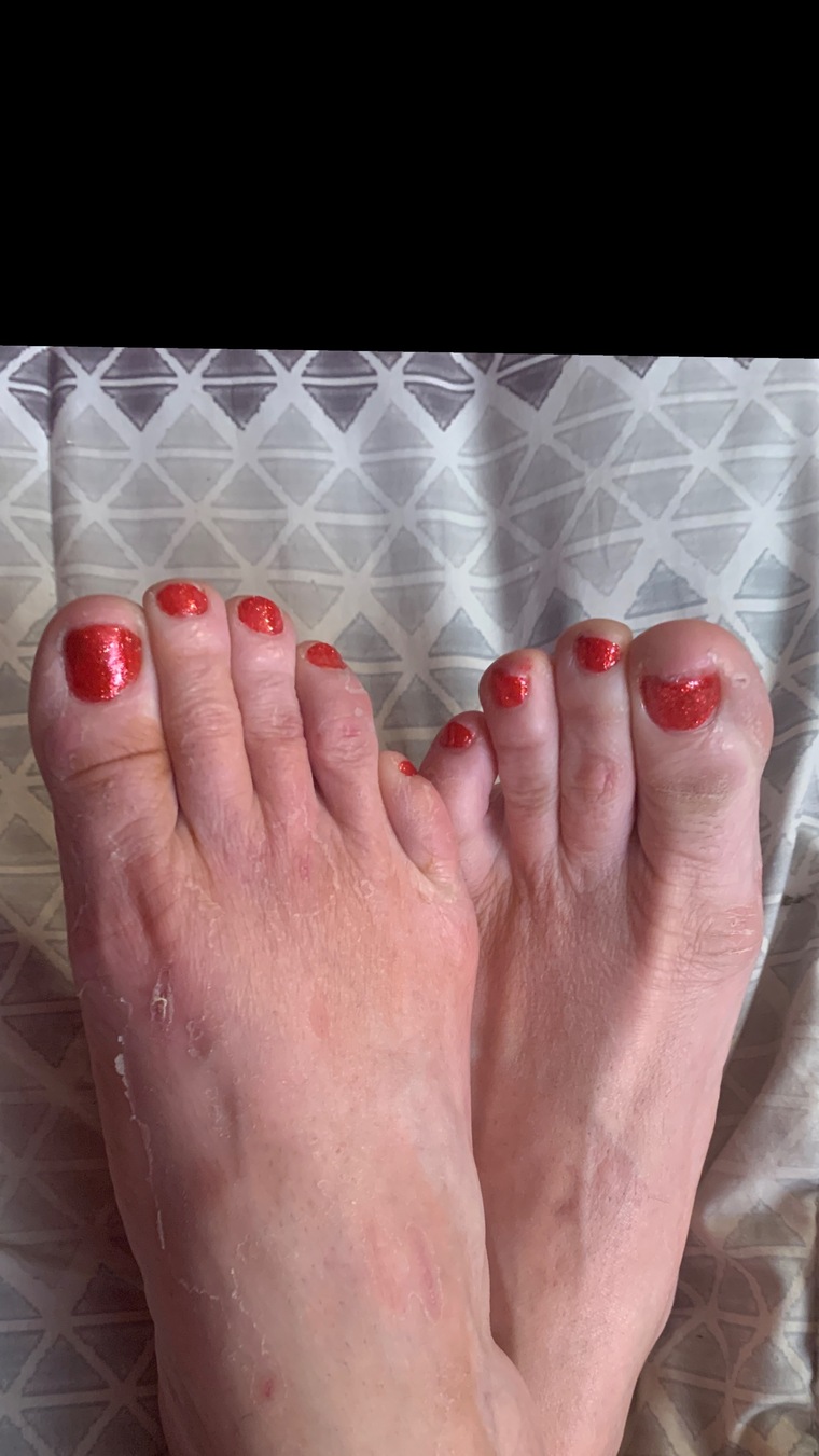 PeachyFeet banner image