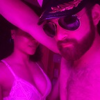 Peachy Couple avatar
