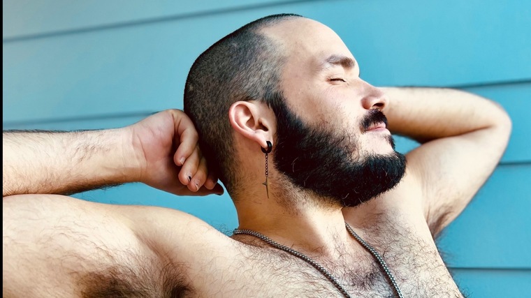 PeachyScruff 🍑 cover image