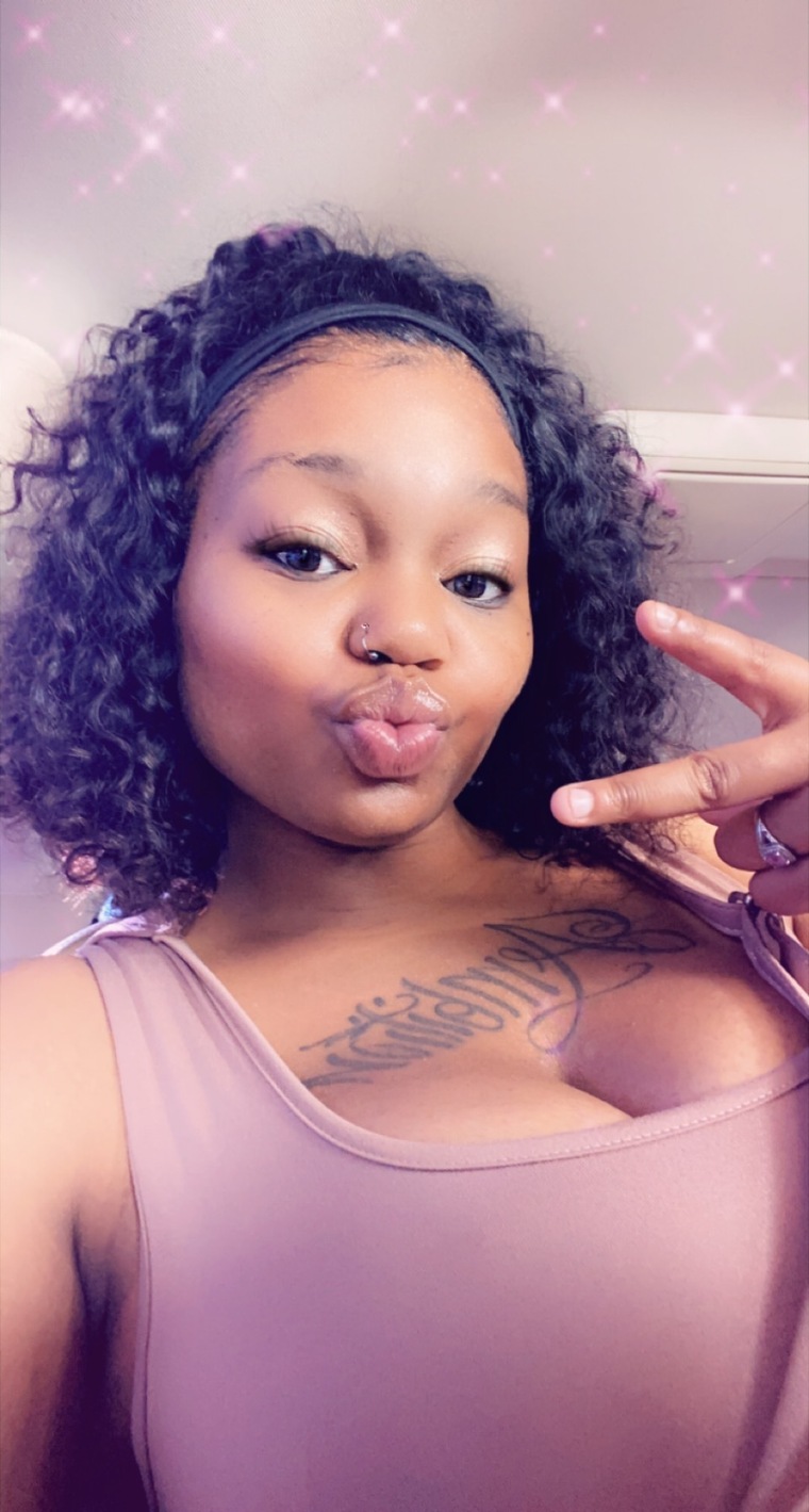 MRS.PEACHYYDEEBABYY banner image