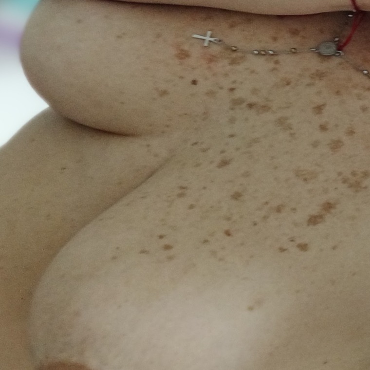 Pecas cover image