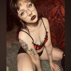 nell 🦇 avatar