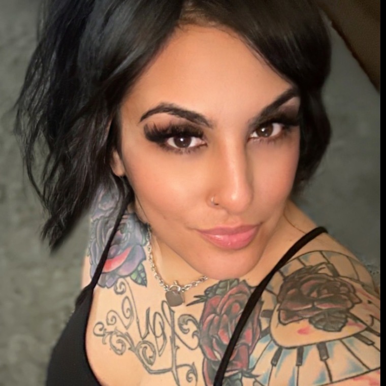 Persian Barbie ๐ฆ๐
๐ฅ banner image